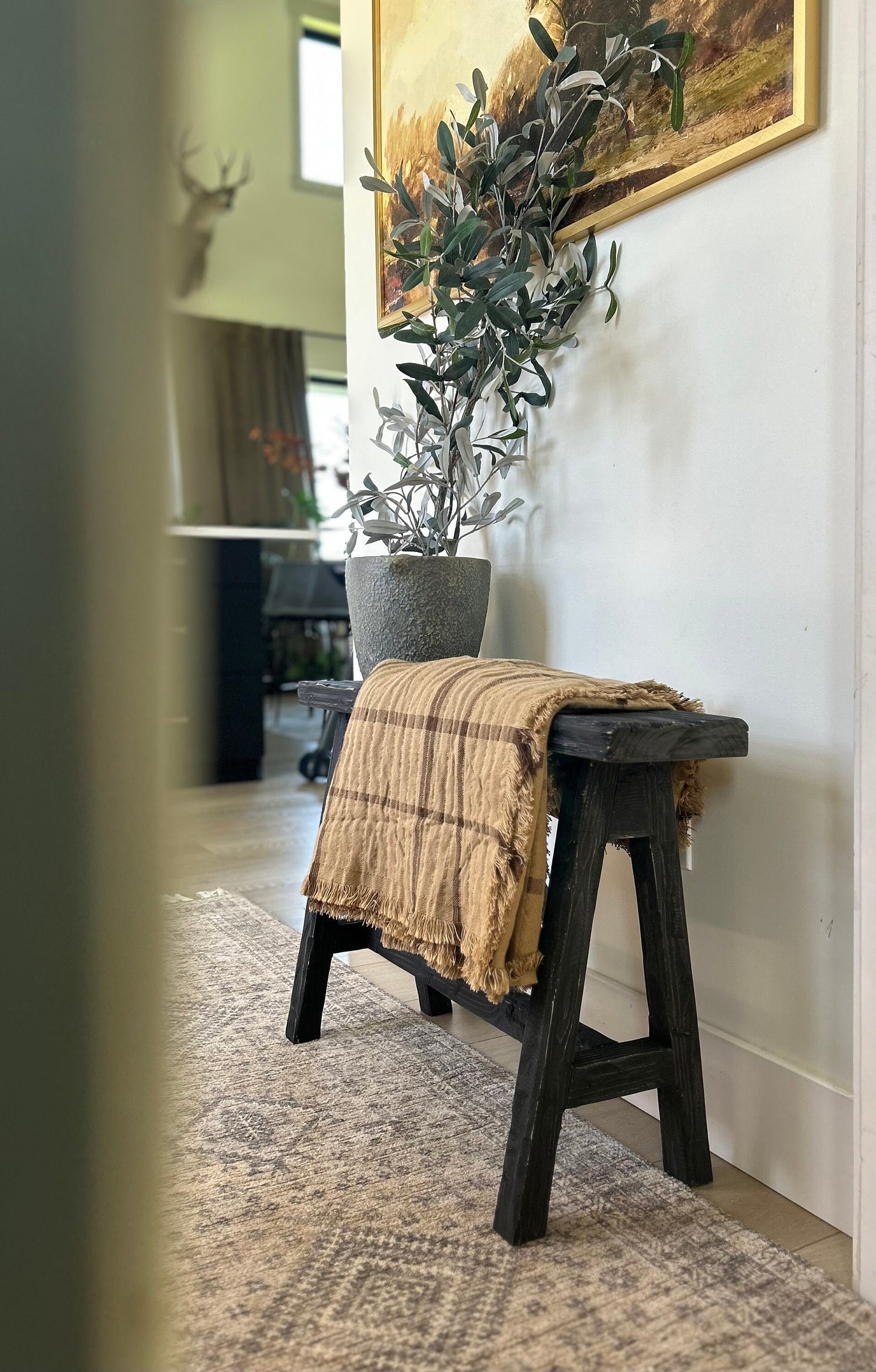 Handcrafted Weathered Wood Entryway Bench, Rustic Primitive Decor (30x20x7.25)